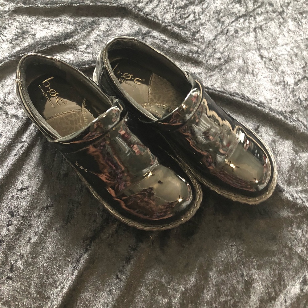 Black clog